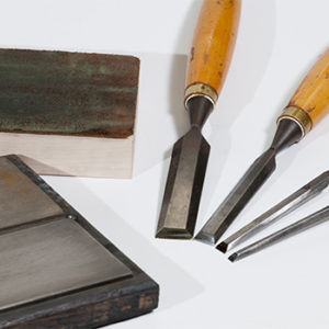 Sharpening woodworking tools